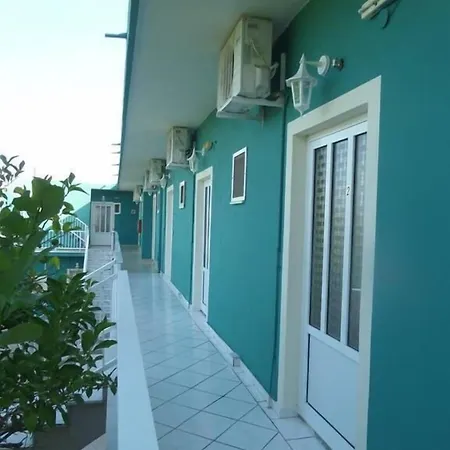 Aparthotel Pansion Tonia 4*