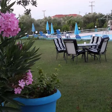 Ξενοδοχείο με διαμερίσματα Pansion Tonia 4*