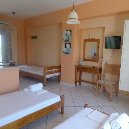 Pansion Tonia Aparthotel 4*