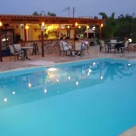Pansion Tonia Aparthotel 4*